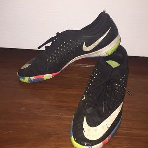 Nike soccer indoor shoes
